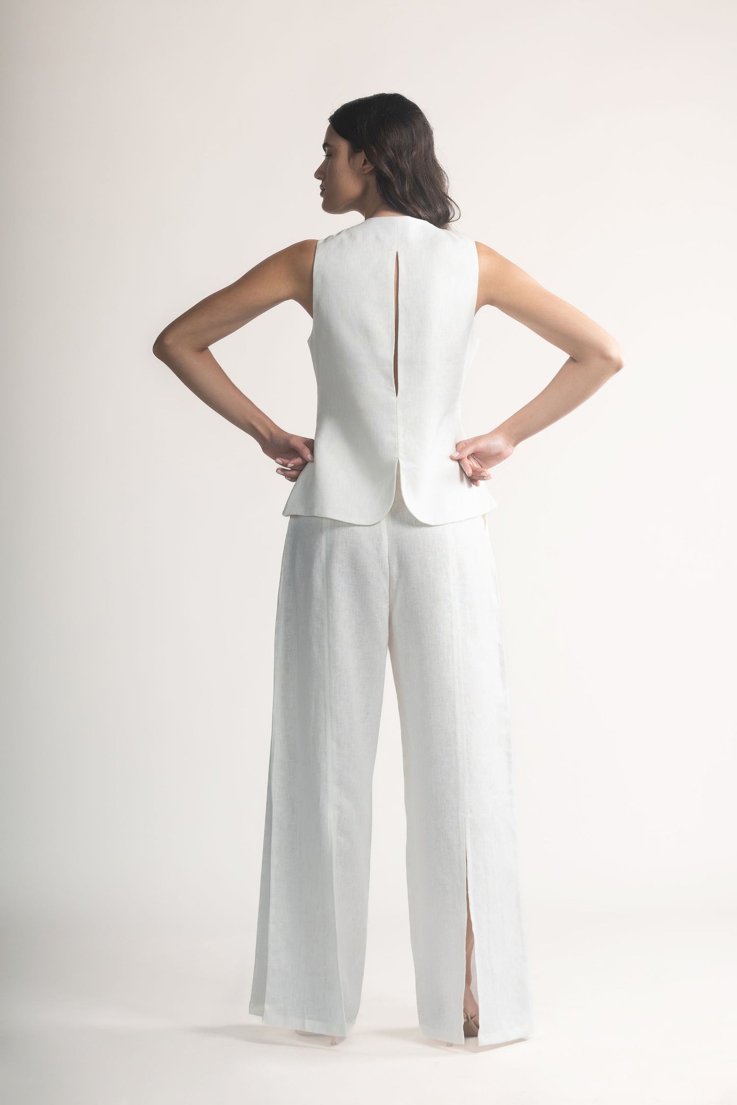 NOELIA VEST – IVORY