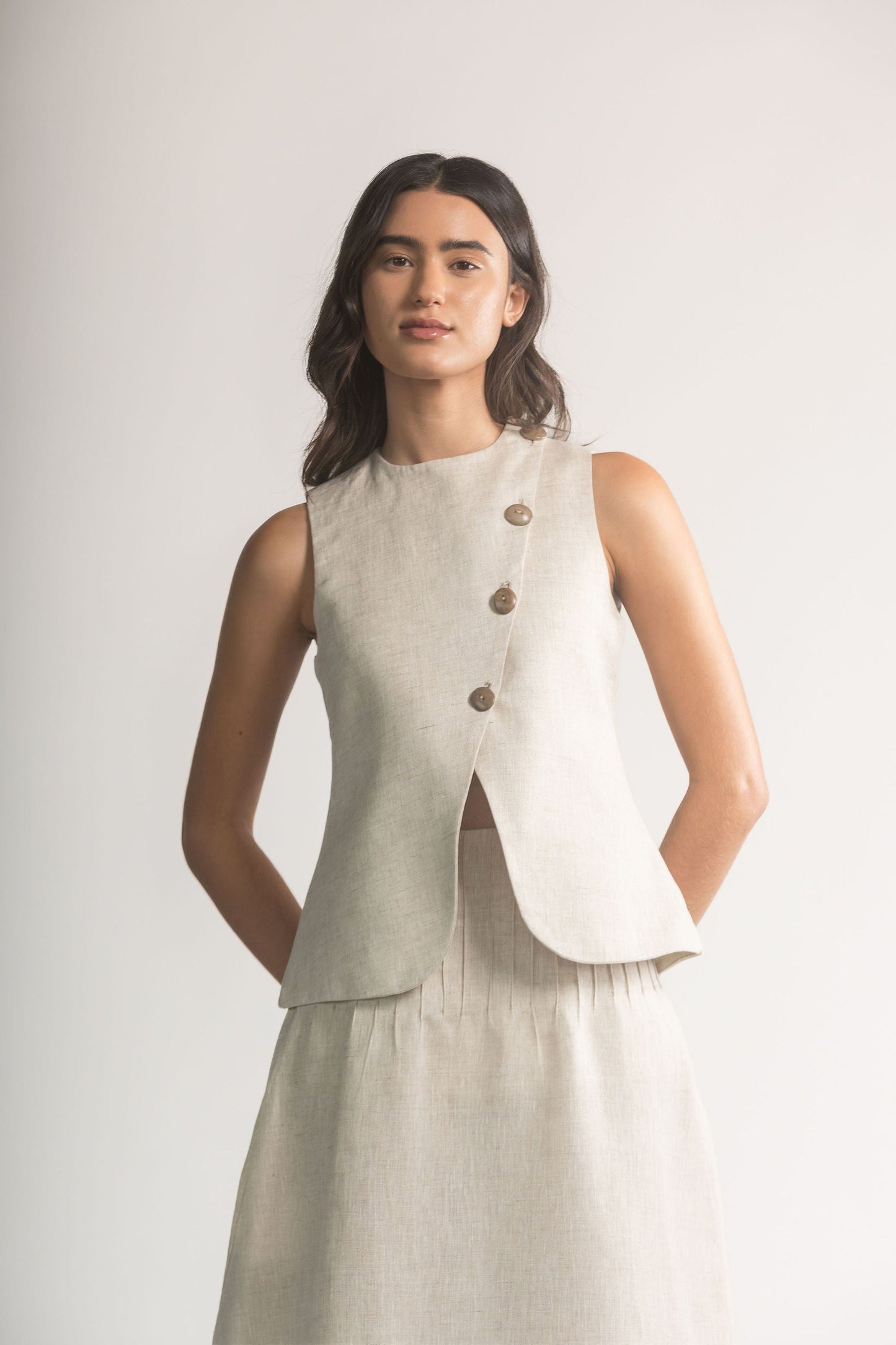 NOELIA VEST – NATURAL